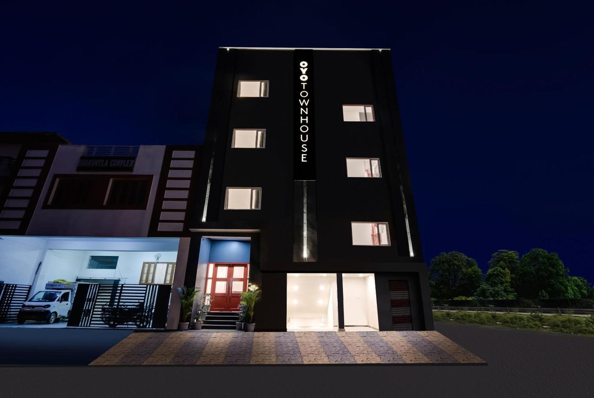 Townhouse The Awadh Airport Near Chaudhary Charan Singh International Airport Hotel Bijnaur Luaran gambar