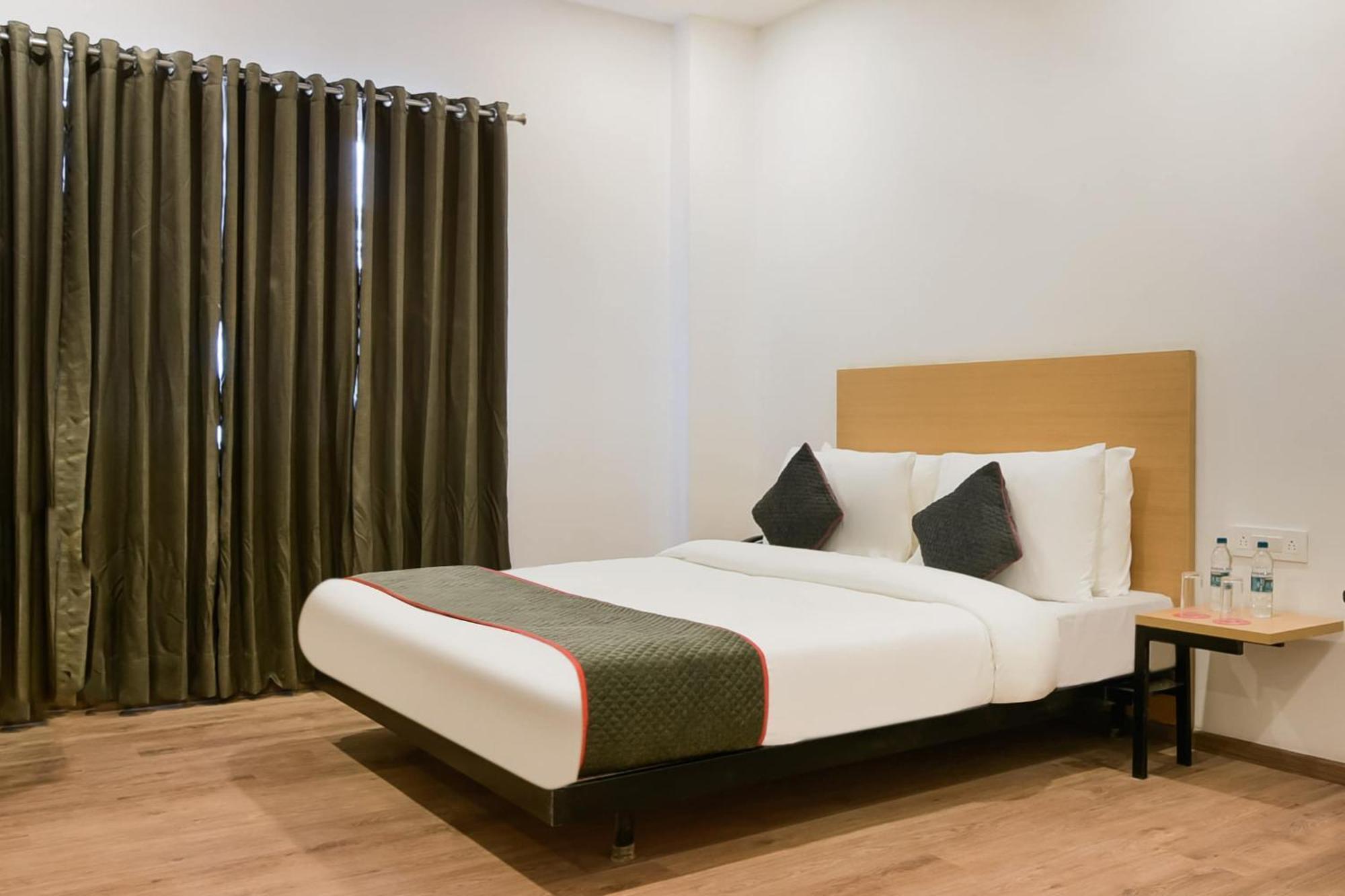 Townhouse The Awadh Airport Near Chaudhary Charan Singh International Airport Hotel Bijnaur Luaran gambar